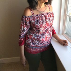 Cut shoulder top